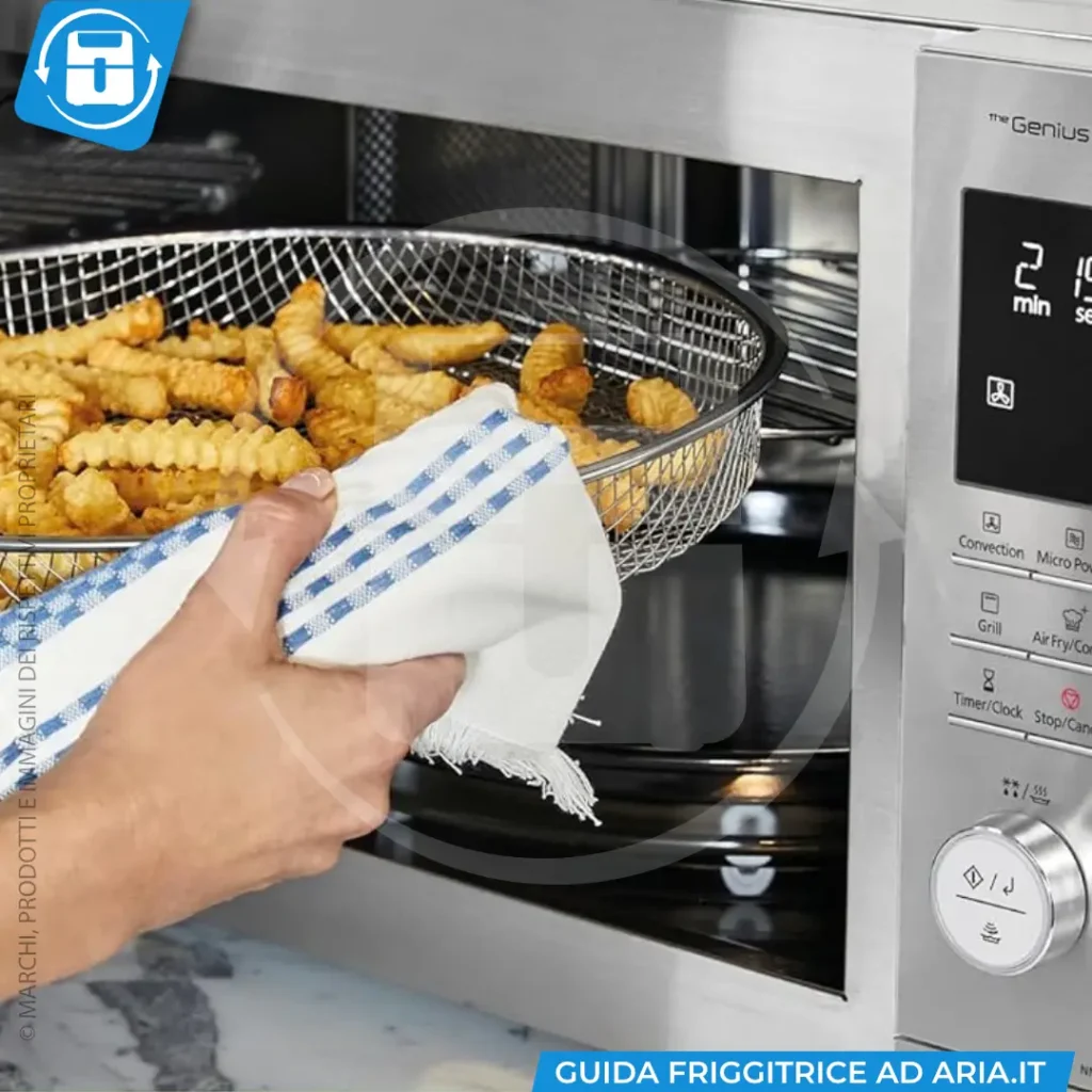 forno microonde con friggitrice ad aria